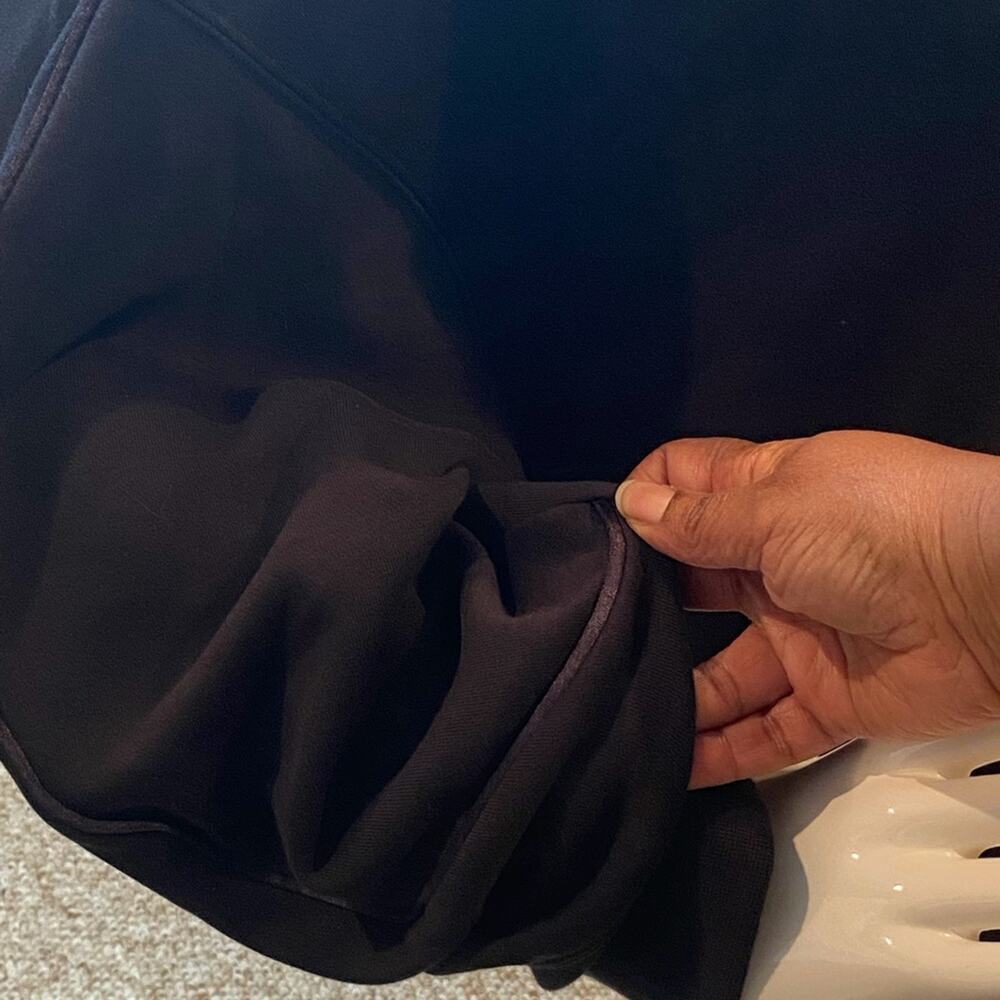 Women’s Nike Air Black Hoodie - - Picture 4 of 10